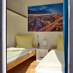 Club Mitte 2*